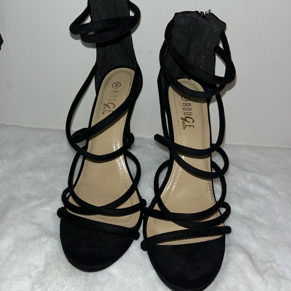 Black sandals slightly worn